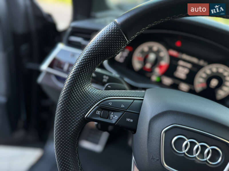 Позашляховик / Кросовер Audi SQ8 2020 в Вінниці