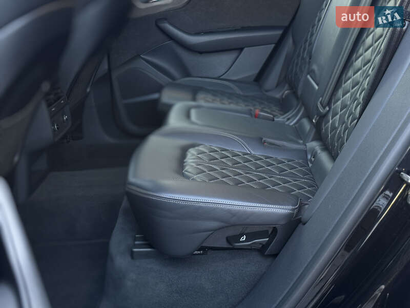 Позашляховик / Кросовер Audi SQ8 2020 в Вінниці
