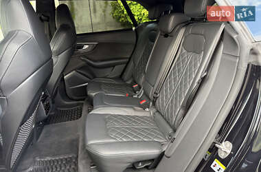 Внедорожник / Кроссовер Audi SQ8 2019 в 