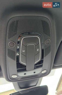Внедорожник / Кроссовер Audi SQ8 2020 в 