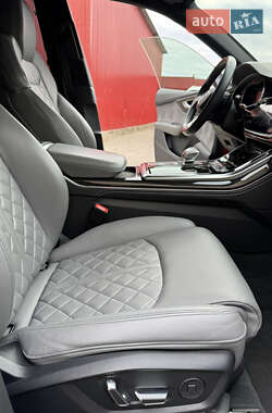 Внедорожник / Кроссовер Audi SQ8 2020 в 