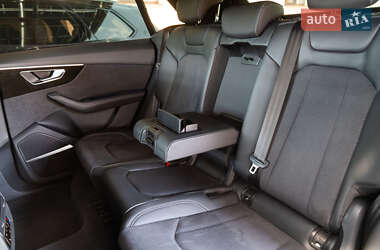 Внедорожник / Кроссовер Audi SQ8 2023 в 