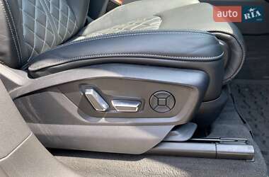 Внедорожник / Кроссовер Audi SQ8 2020 в 