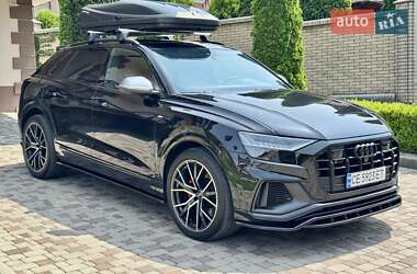 Позашляховик / Кросовер Audi SQ8 2019 в Чернівцях