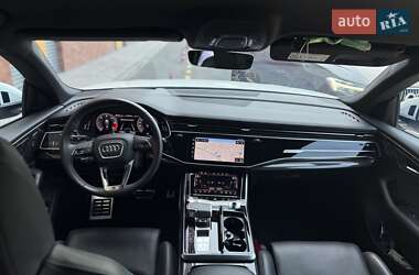 Внедорожник / Кроссовер Audi SQ8 2021 в 
