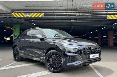 Позашляховик / Кросовер Audi SQ8 2021 в Києві