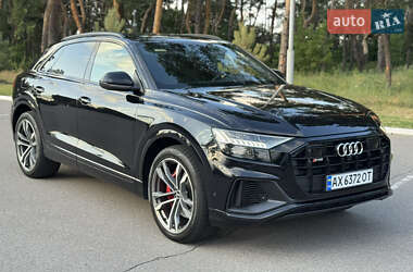 Внедорожник / Кроссовер Audi SQ8 2021 в 
