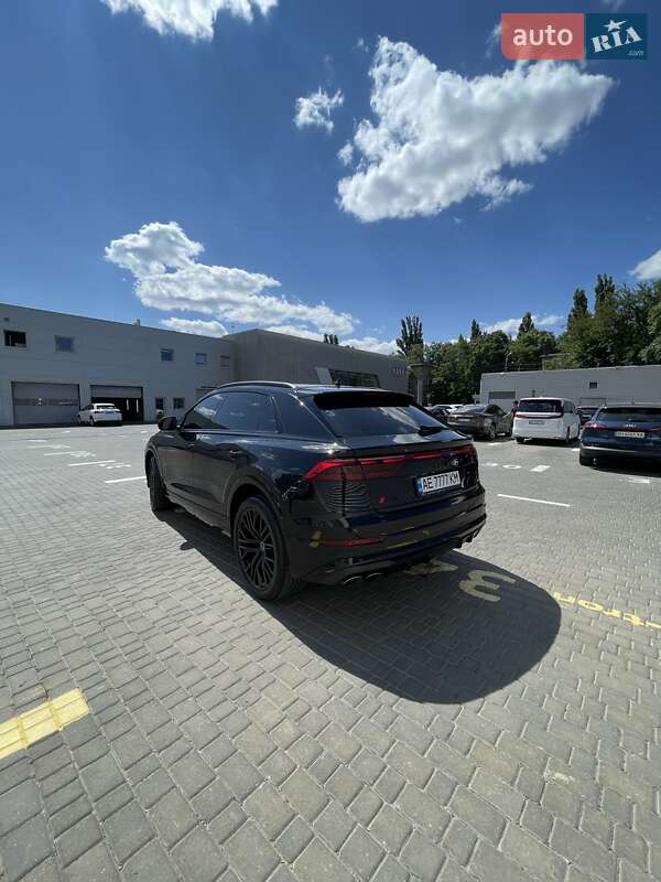 Внедорожник / Кроссовер Audi SQ8 2024 в Кривом Роге