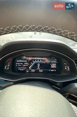 Внедорожник / Кроссовер Audi SQ8 2024 в 