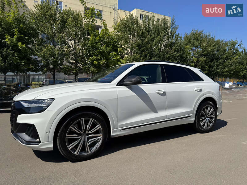 Внедорожник / Кроссовер Audi SQ8 2021 в Киеве