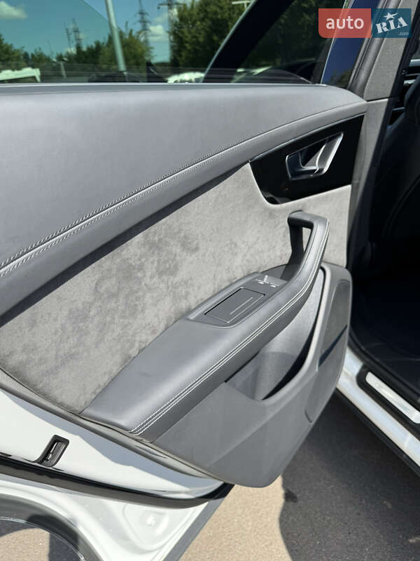 Внедорожник / Кроссовер Audi SQ8 2021 в Киеве