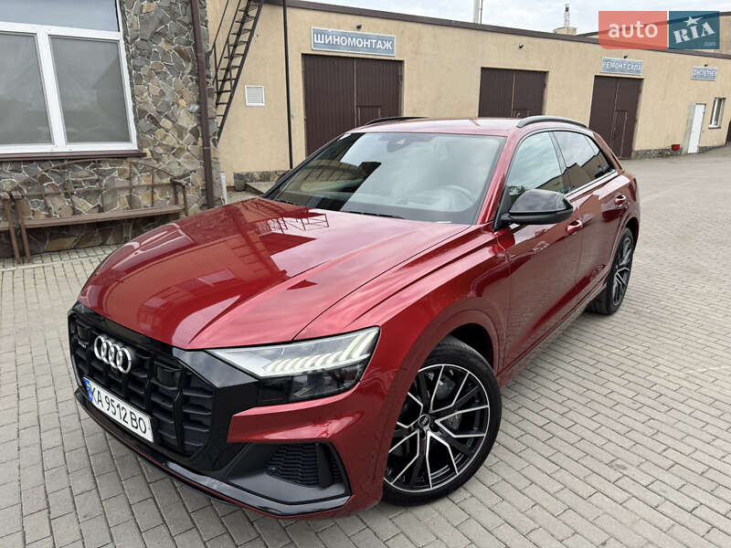 Внедорожник / Кроссовер Audi SQ8 2020 в Владимире