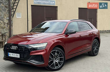 Позашляховик / Кросовер Audi SQ8 2020 в Володимирі