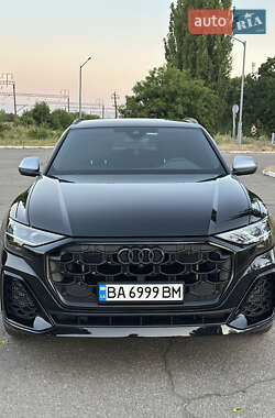 Внедорожник / Кроссовер Audi SQ8 2024 в 
