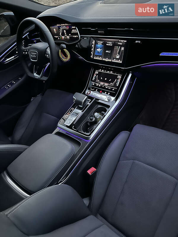 Внедорожник / Кроссовер Audi SQ8 2024 в Кропивницком