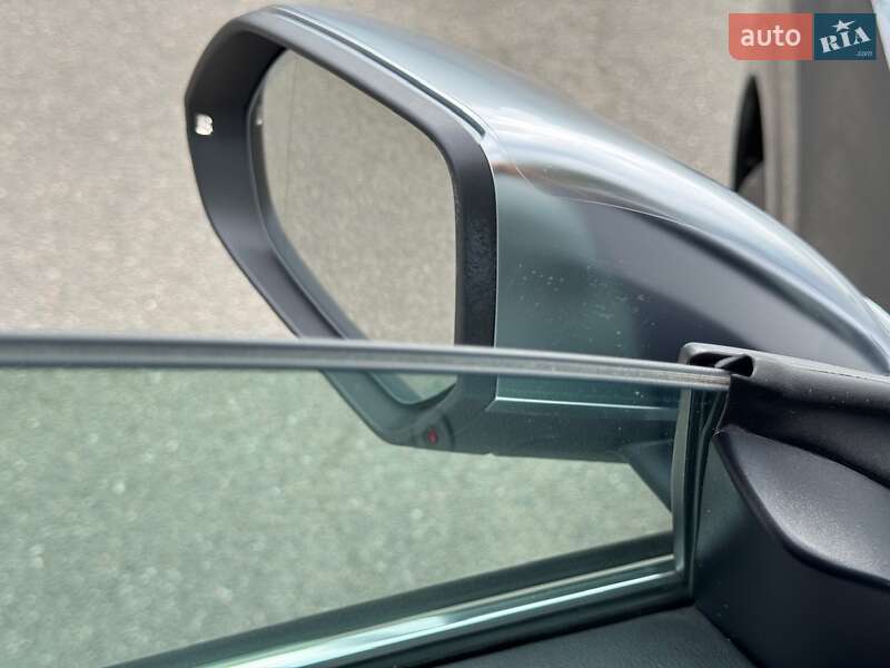 Внедорожник / Кроссовер Audi SQ8 2020 в Киеве