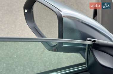 Внедорожник / Кроссовер Audi SQ8 2020 в 