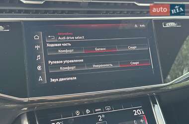 Внедорожник / Кроссовер Audi SQ8 2020 в 