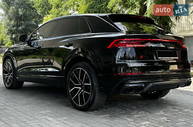 Внедорожник / Кроссовер Audi SQ8 2021 в 
