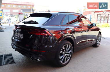 Внедорожник / Кроссовер Audi SQ8 2022 в 