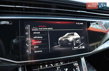 Внедорожник / Кроссовер Audi SQ8 2022 в 
