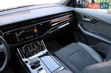 Внедорожник / Кроссовер Audi SQ8 2022 в 