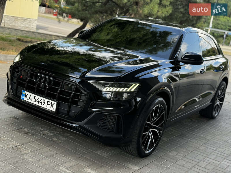 Внедорожник / Кроссовер Audi SQ8 2021 в 