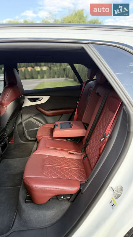 Внедорожник / Кроссовер Audi SQ8 2023 в Хмельницком