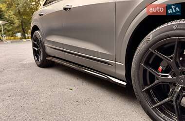 Внедорожник / Кроссовер Audi SQ8 2021 в 
