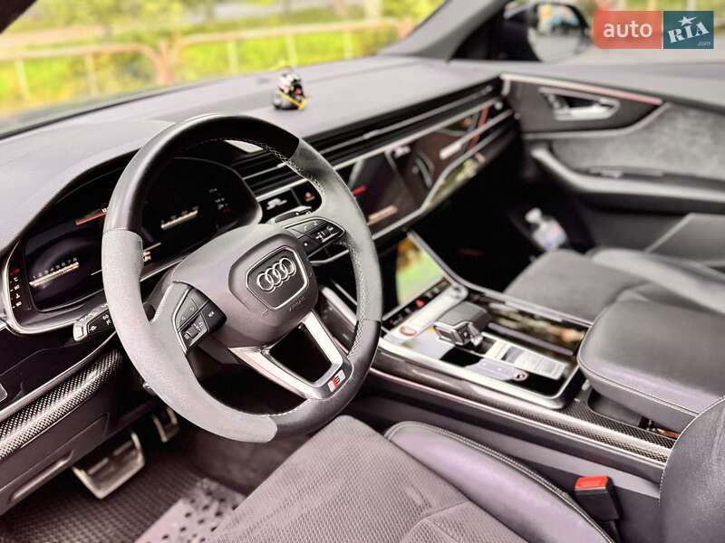 Внедорожник / Кроссовер Audi SQ8 2021 в Киеве