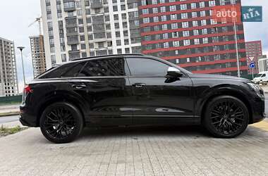 Внедорожник / Кроссовер Audi SQ8 2025 в 
