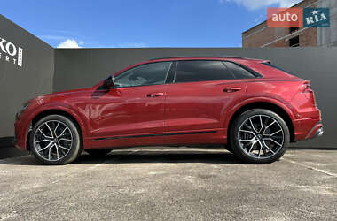 Внедорожник / Кроссовер Audi SQ8 2020 в 