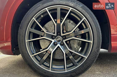 Внедорожник / Кроссовер Audi SQ8 2020 в 