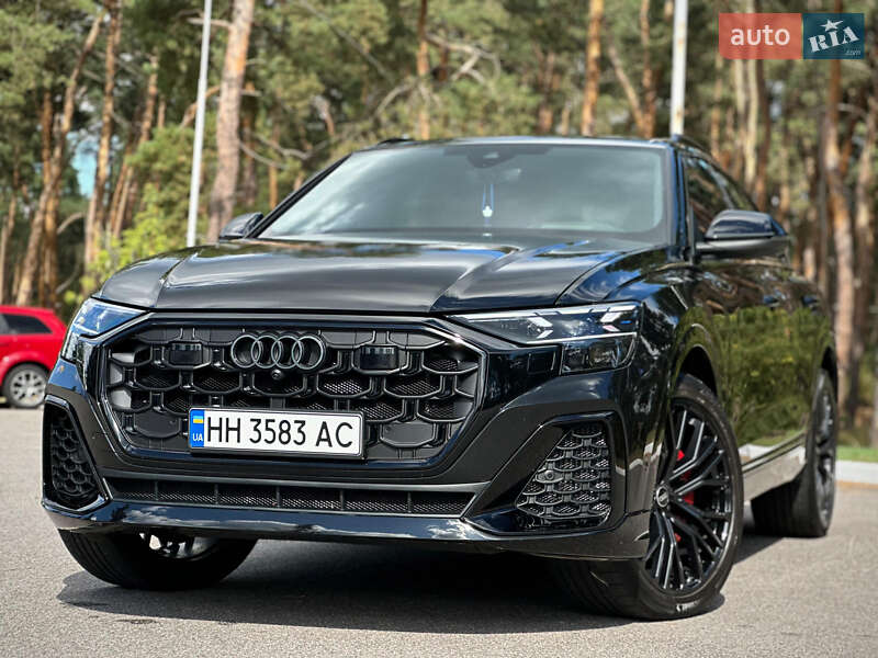 Внедорожник / Кроссовер Audi SQ8 2025 в Киеве