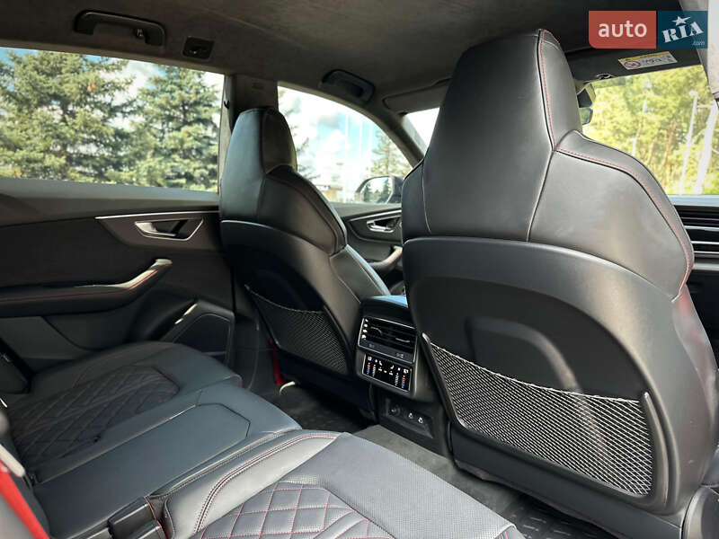 Внедорожник / Кроссовер Audi SQ8 2025 в Киеве