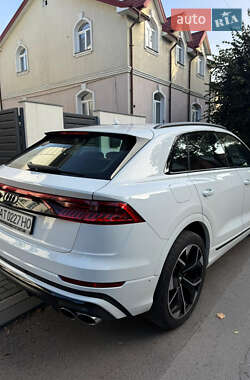 Внедорожник / Кроссовер Audi SQ8 2022 в 