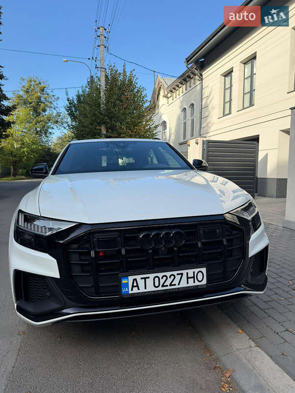 Внедорожник / Кроссовер Audi SQ8 2022 в Ивано-Франковске