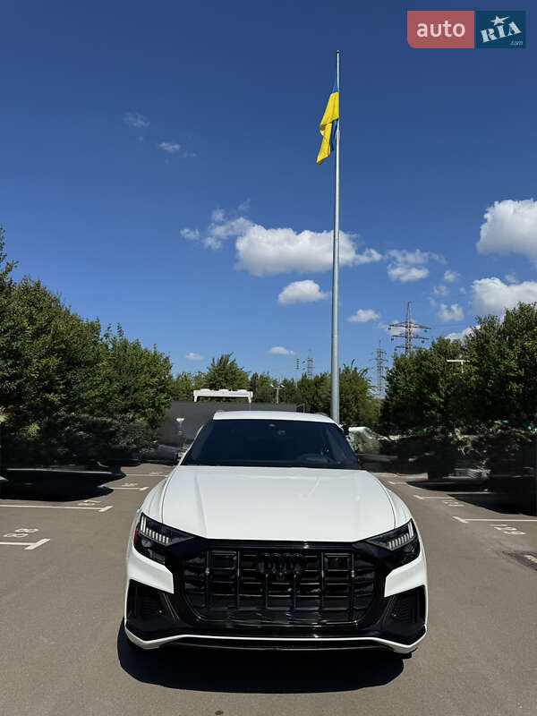 Внедорожник / Кроссовер Audi SQ8 2021 в Киеве фото 3 Внедорожник / Кроссовер Audi SQ8 2021 в Киеве