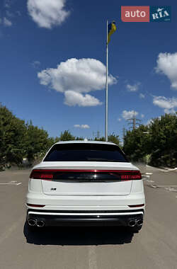 Внедорожник / Кроссовер Audi SQ8 2021 в 