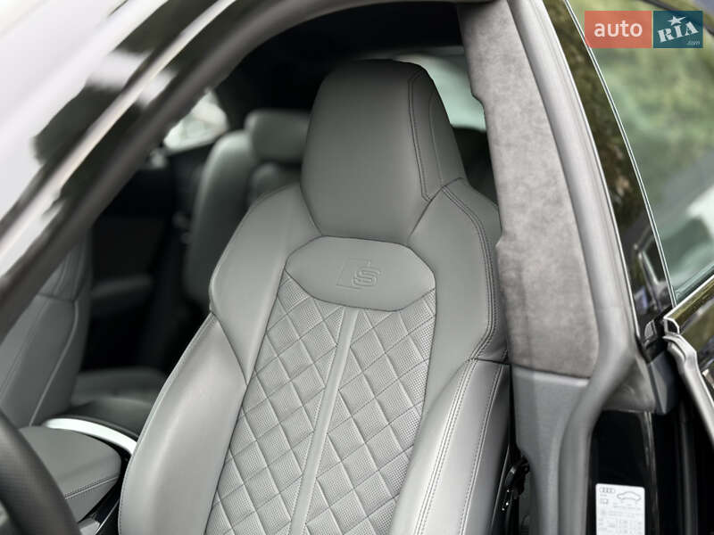 Внедорожник / Кроссовер Audi SQ8 2021 в Киеве
