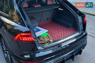 Внедорожник / Кроссовер Audi SQ8 2021 в 