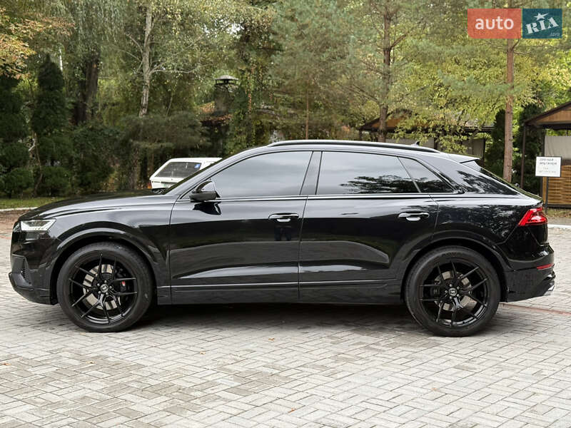 Внедорожник / Кроссовер Audi SQ8 2020 в Дрогобыче