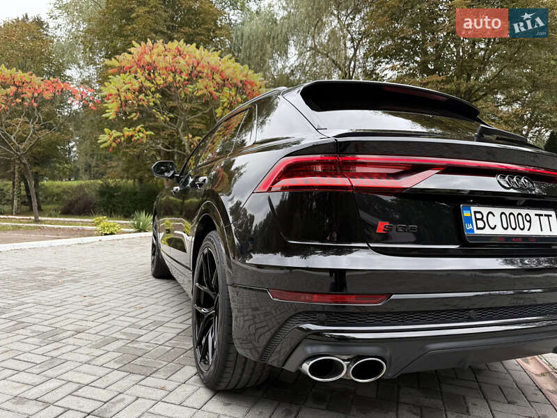 Внедорожник / Кроссовер Audi SQ8 2020 в Дрогобыче