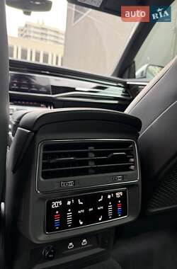 Внедорожник / Кроссовер Audi SQ8 2025 в 
