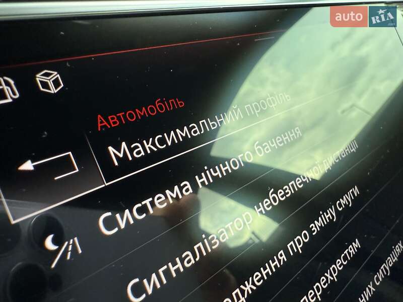 Внедорожник / Кроссовер Audi SQ8 2025 в Киеве