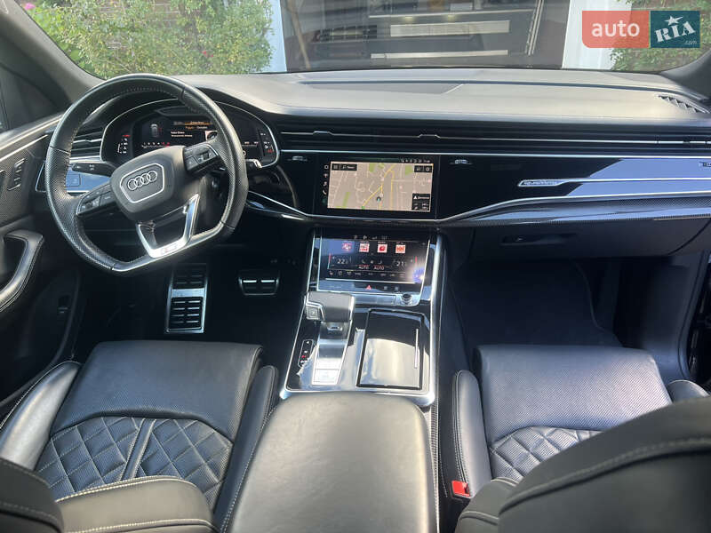 Внедорожник / Кроссовер Audi SQ8 2020 в Бердичеве