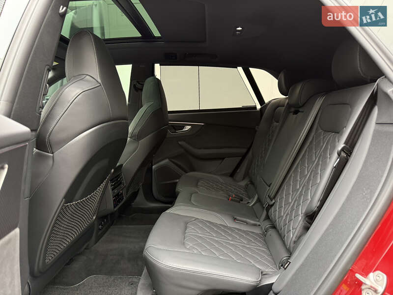 Позашляховик / Кросовер Audi SQ8 2024 в Києві фото 25 Позашляховик / Кросовер Audi SQ8 2024 в Києві