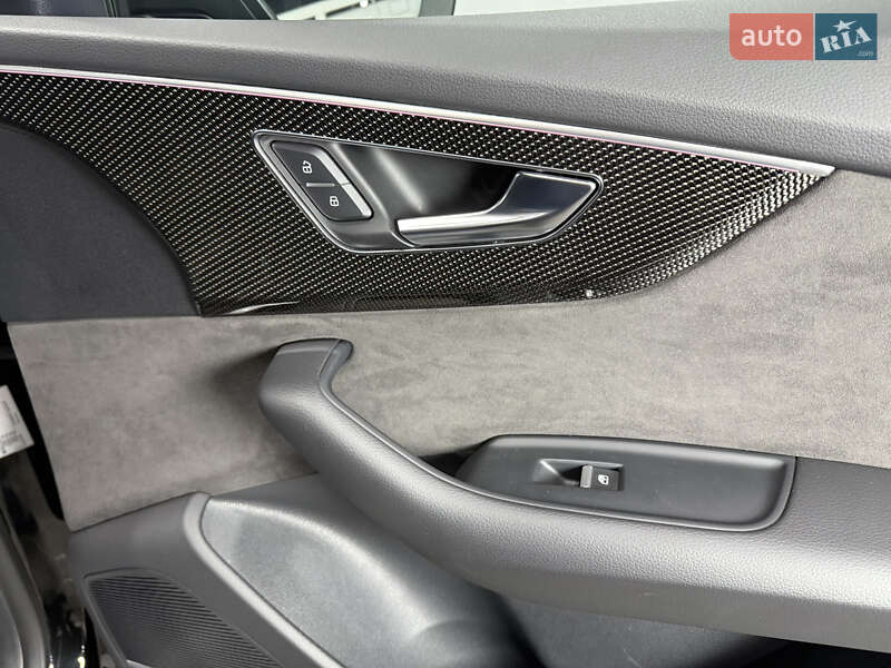 Позашляховик / Кросовер Audi SQ8 2021 в Одесі