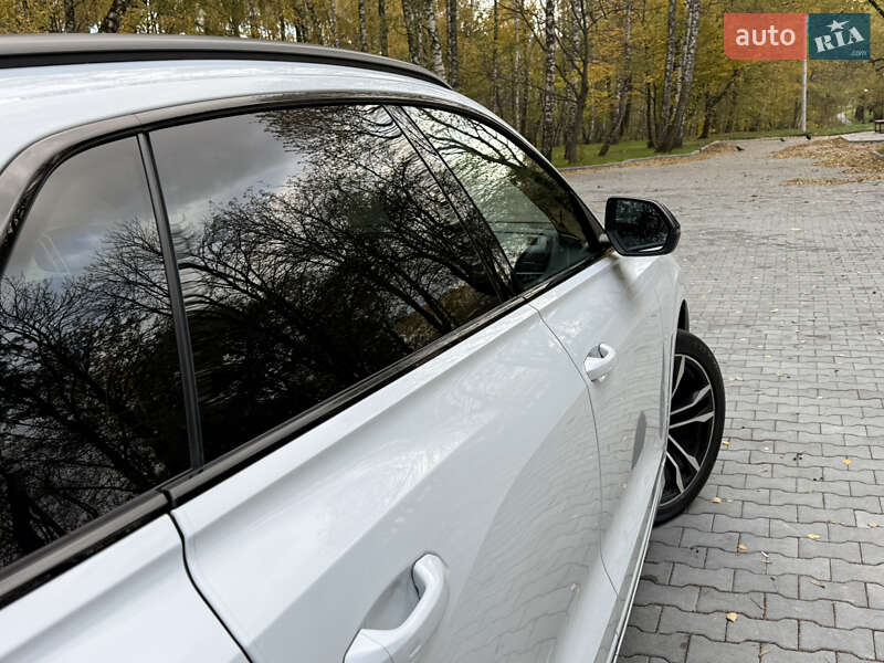 Внедорожник / Кроссовер Audi SQ8 2021 в Тернополе
