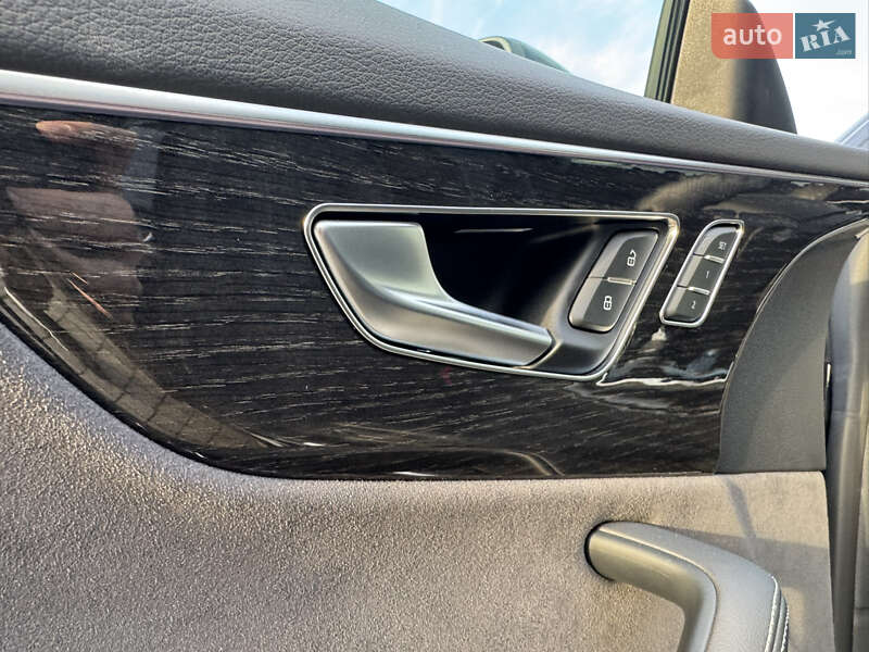Позашляховик / Кросовер Audi SQ8 2023 в Києві фото 13 Позашляховик / Кросовер Audi SQ8 2023 в Києві